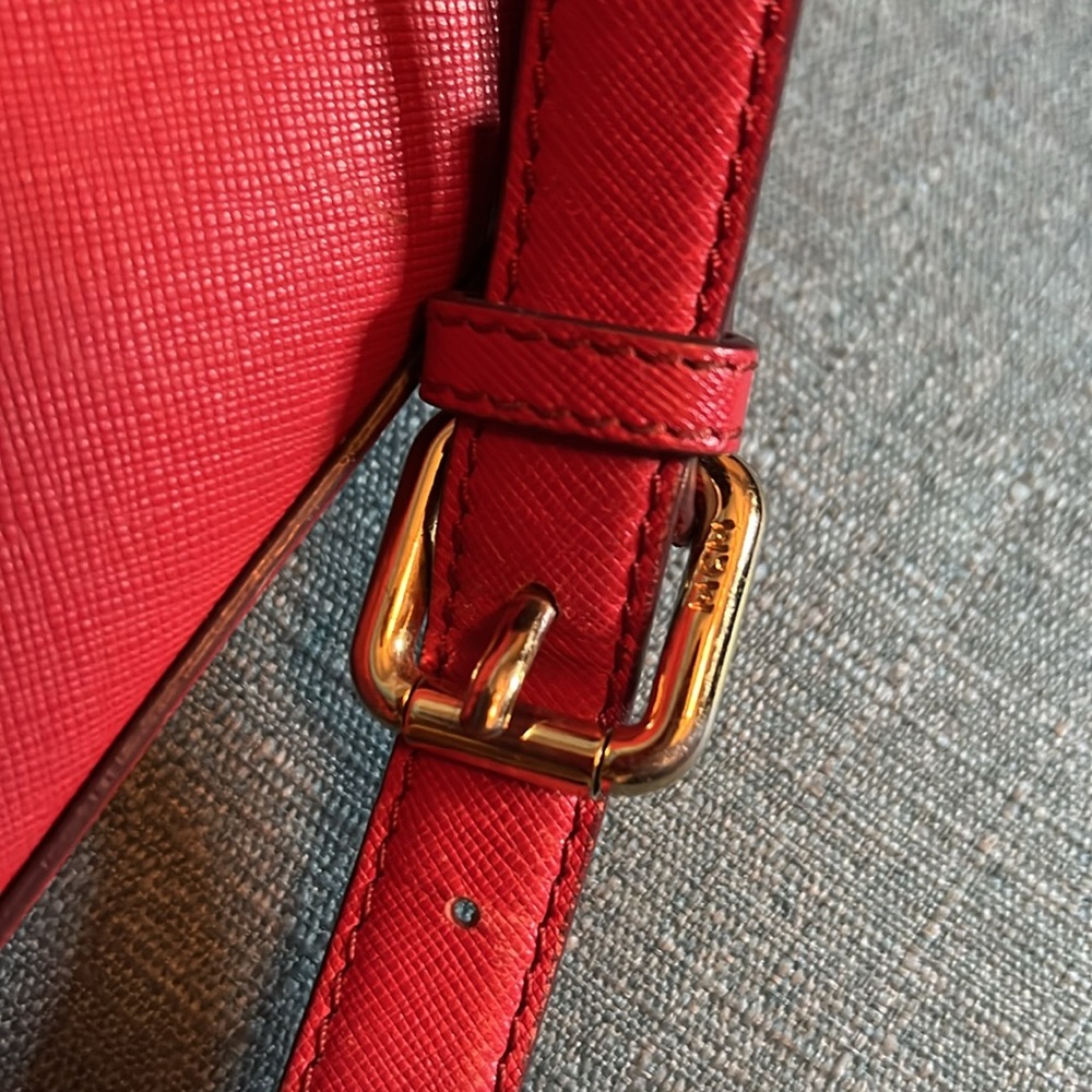MCM Red Leather Crossbody Shoulder Bag EUC - Picture 3 of 13